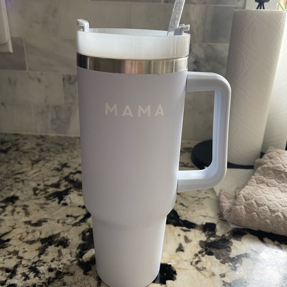 Mama Insulated Tumbler with Handle - light purple
